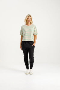 APARTMENT PANTS BLACK WITH KELLY GREEN X