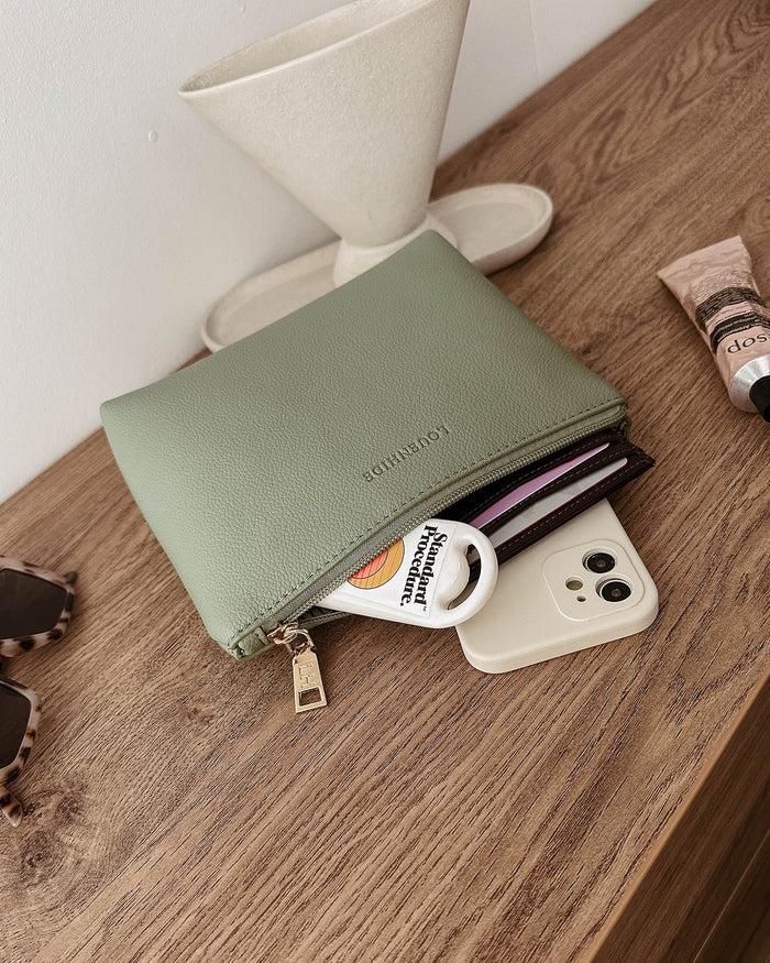 THE EVERYDAY POUCH SAGE GREEN