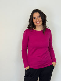 WOMENS 100% MERINO (210) LONG SLEEVE CREW TOP RASPBERRY EBAS553