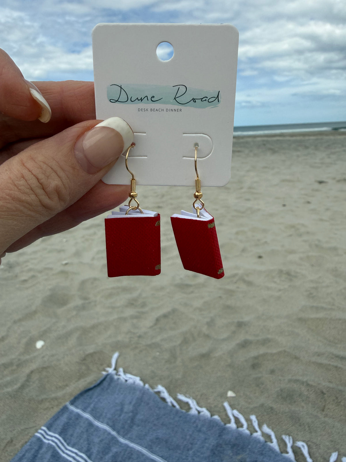 BOOK EARRINGS RED