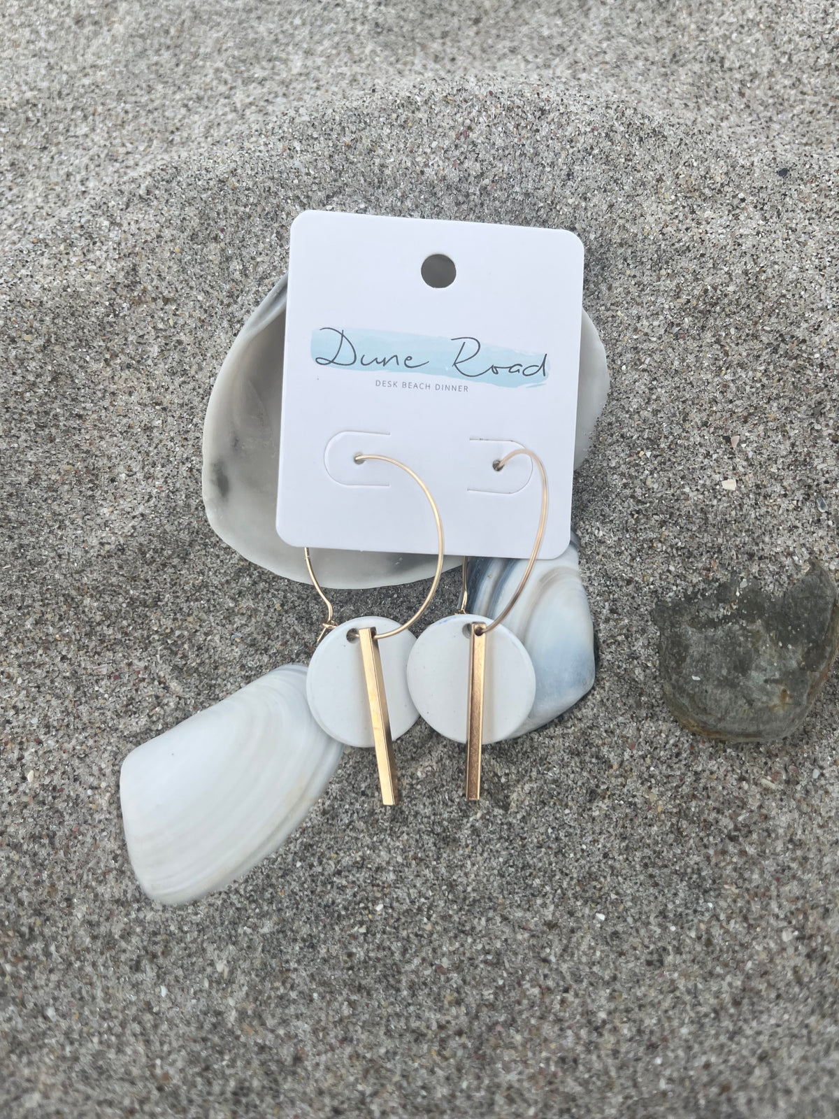 HOOP RESIN CIRCLE GOLD BAR EARRINGS WHITE