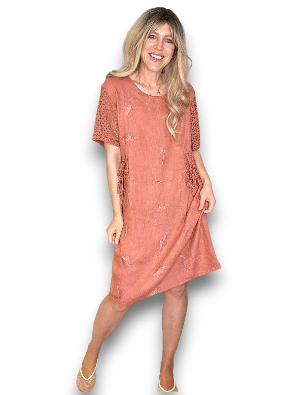 C'EST LA VIE EASY DRESS BRICK