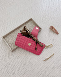 SKITTLE SUNGLASS CASE WOVEN HOT PINK