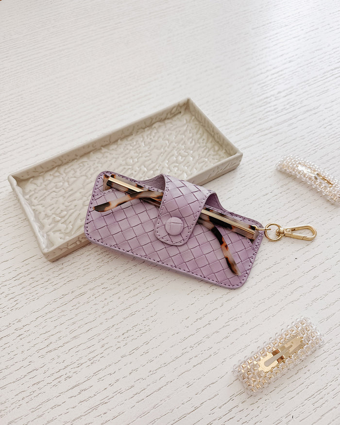 SKITTLE SUNGLASS CASE WOVEN LILAC