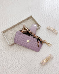 SKITTLE SUNGLASS CASE WOVEN LILAC