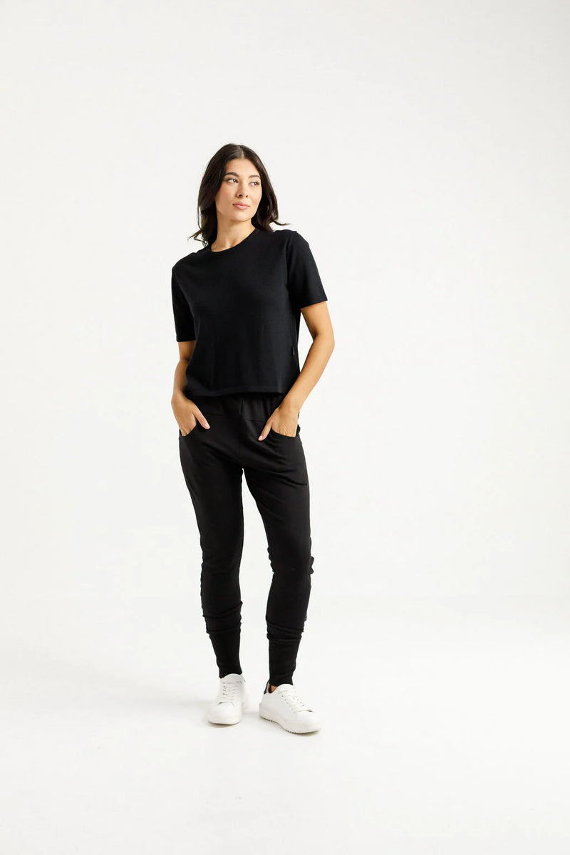 APARTMENT PANTS WINTER WEIGHT BLACK WITH LILAC DAMASK X
