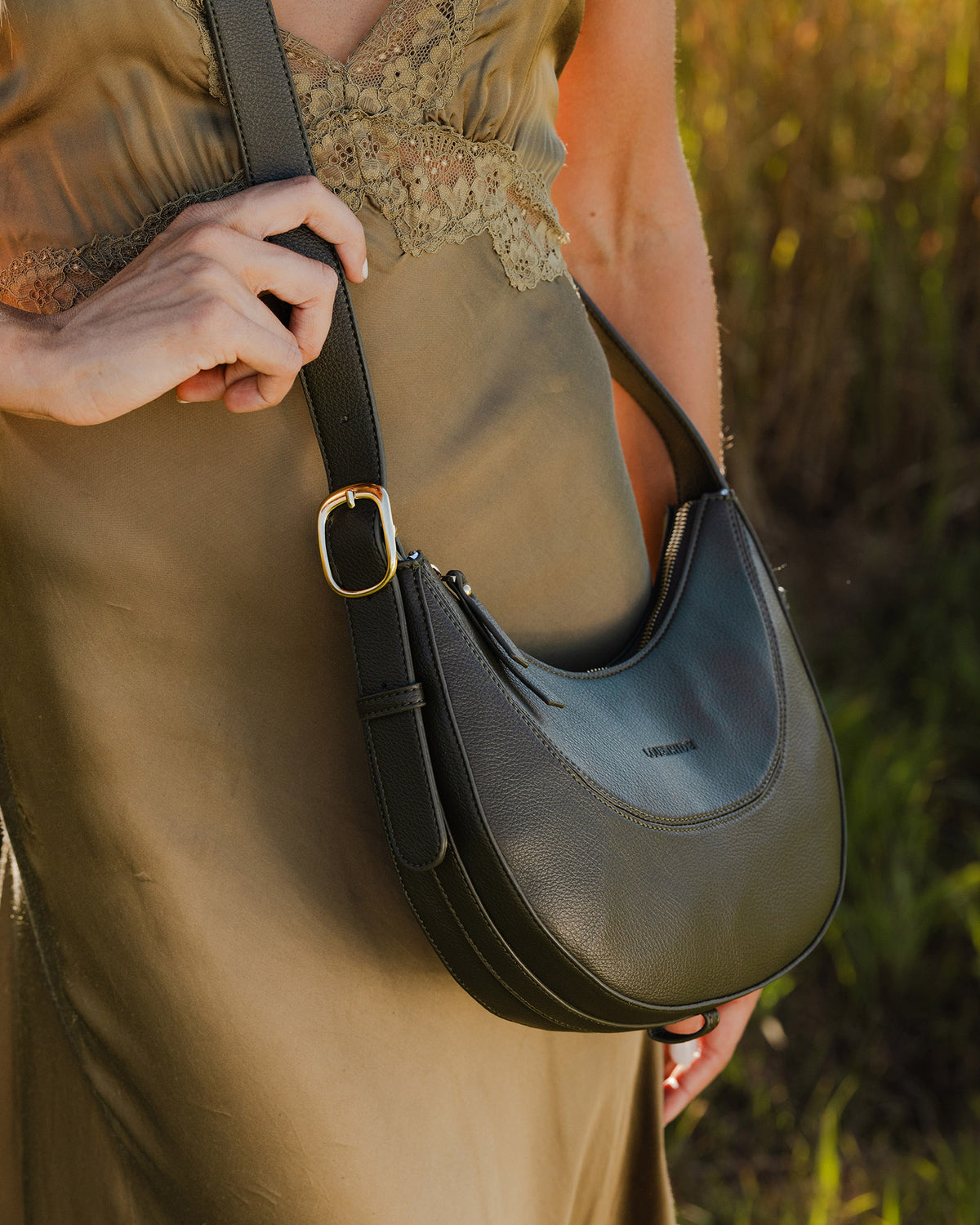 LANE CROSSBODY BAG OLIVE