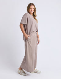 SIMPLIFIED TEE MOCHA