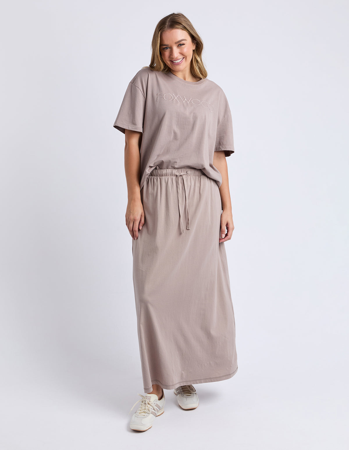 SIMPLIFIED TEE MOCHA