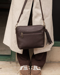 KASEY CROSSBODY BAG CHOCOLATE