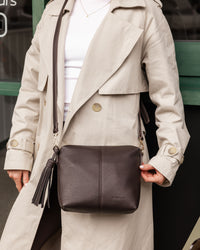 KASEY CROSSBODY BAG CHOCOLATE