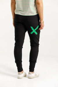 APARTMENT PANTS BLACK WITH KELLY GREEN X