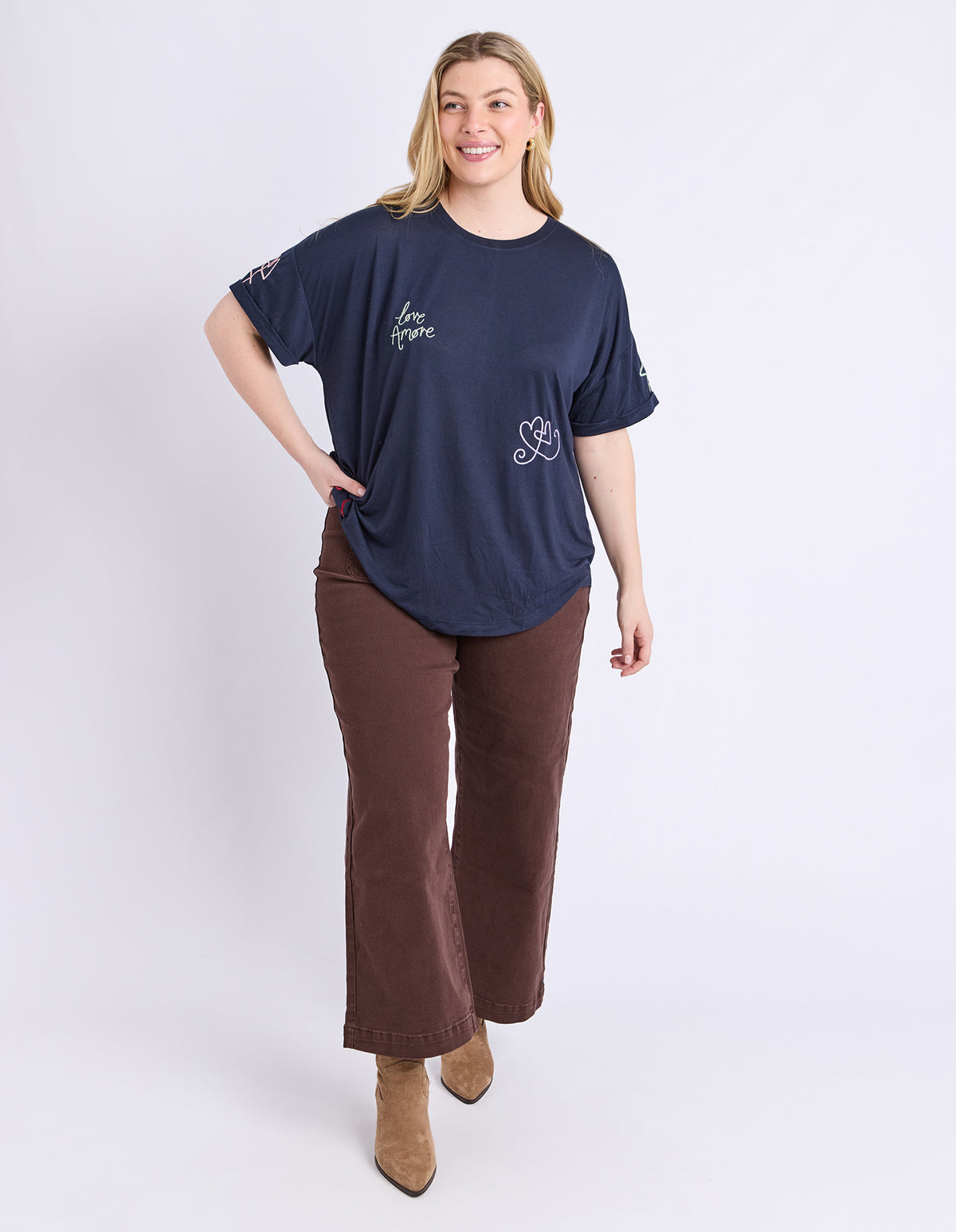 NOOR TEE