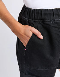 EMMA RELAXED SHORT BLACK