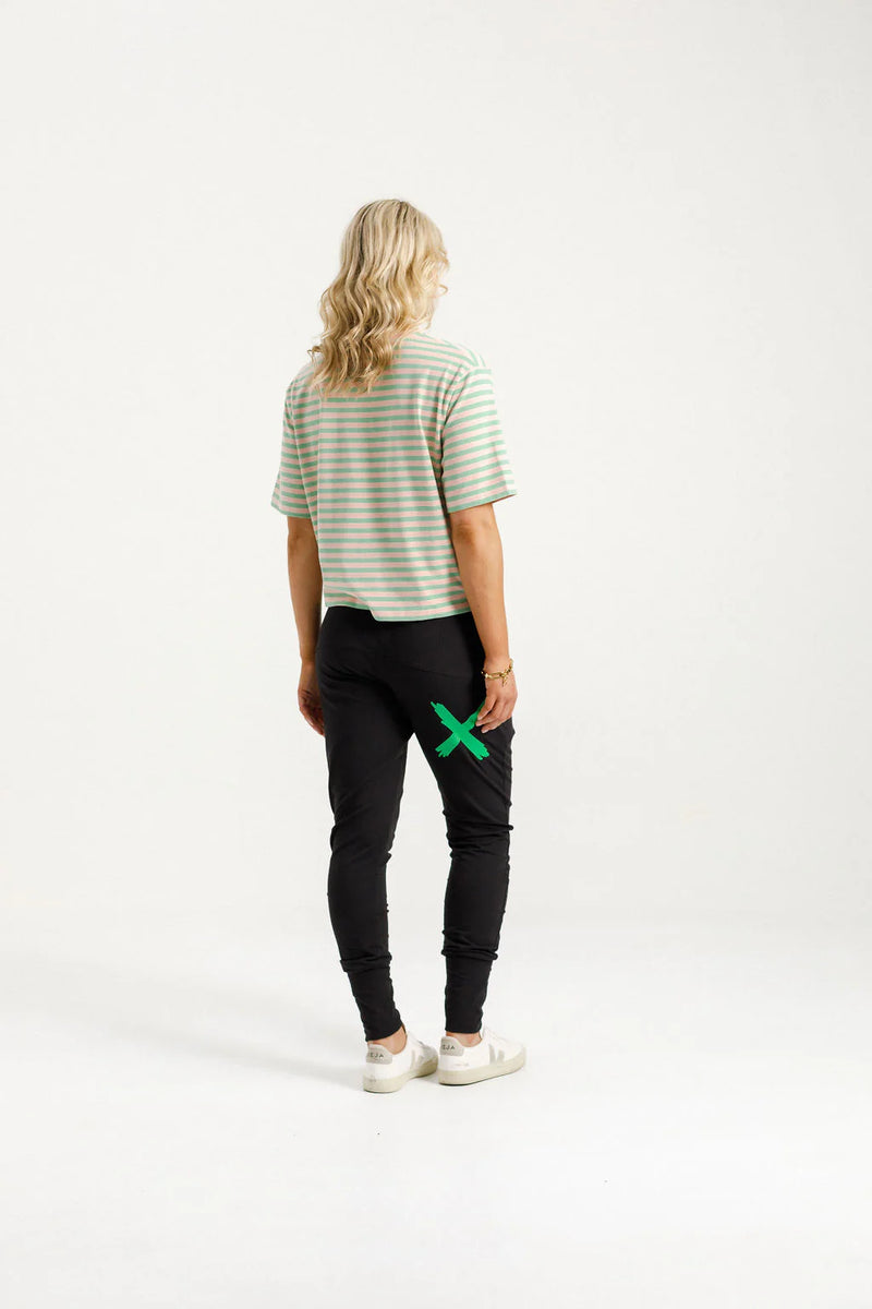 APARTMENT PANTS BLACK WITH KELLY GREEN X