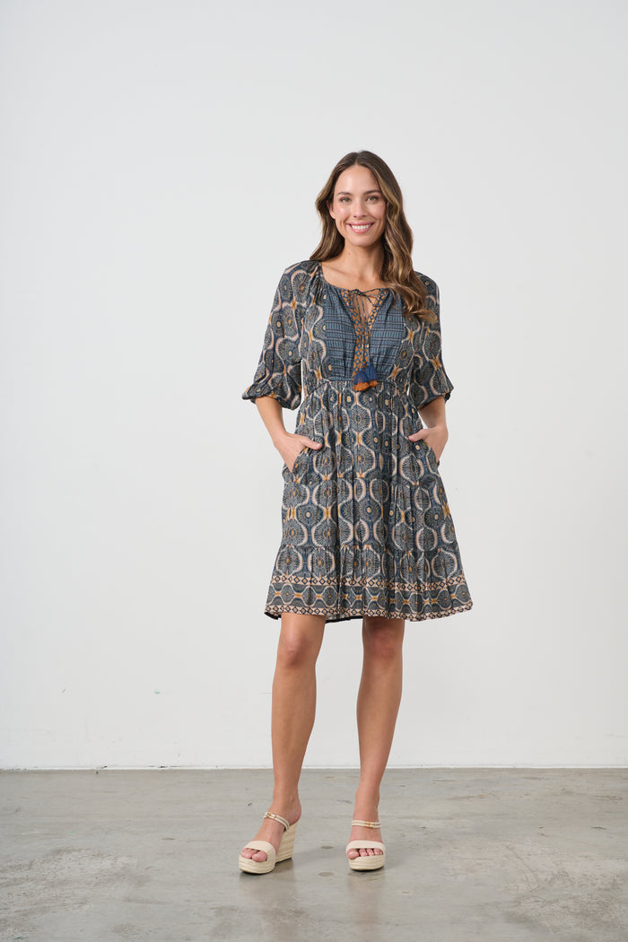 KOSMOS PRINT DRESS ELASTIC WAIST