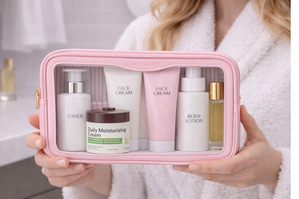 FERGIE COSMETIC BAG PINK