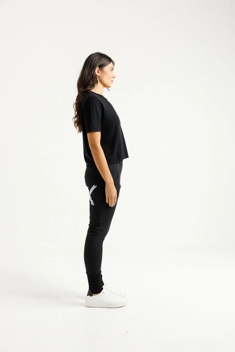 ALPINE APARTMENT PANT BLACK WITH LILAC X
