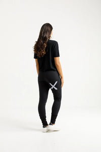 ALPINE APARTMENT PANT BLACK WITH LILAC X