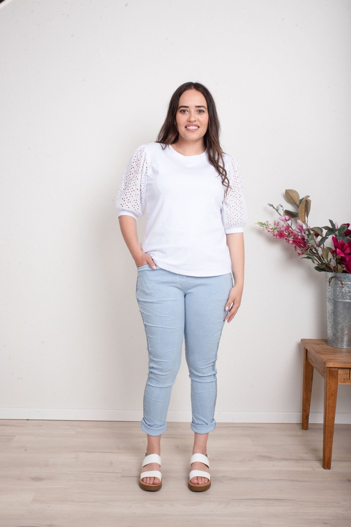 BOTTEGA MODA_DENIM DREAM VINTAGE WASH GLAM LUXE JOGGER JEANS LIGHT DENIM _ DENIM DREAM VINTAGE WASH GLAM LUXE JOGGER JEANS LIGHT DENIM _ Ebony Boutique NZ