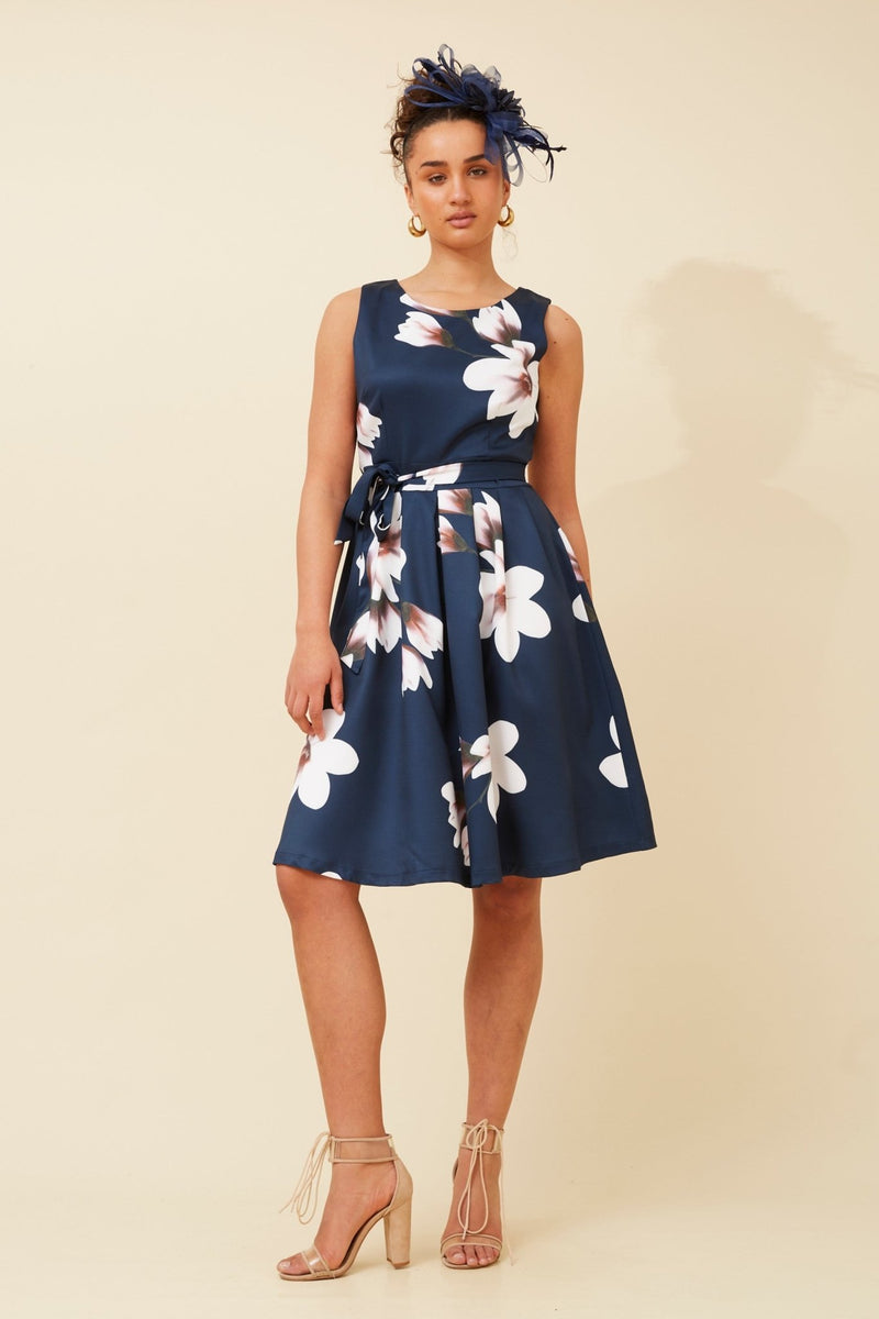 CAROLINE MORGAN_FLORAL FIT AND FLARE DRESS WAIST TIE NAVY _ FLORAL FIT AND FLARE DRESS WAIST TIE NAVY _ Ebony Boutique NZ