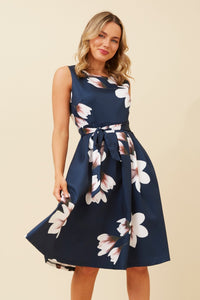 CAROLINE MORGAN_FLORAL FIT AND FLARE DRESS WAIST TIE NAVY _ FLORAL FIT AND FLARE DRESS WAIST TIE NAVY _ Ebony Boutique NZ