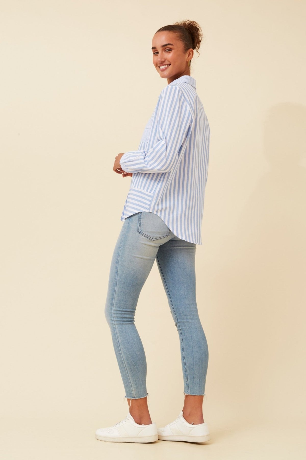 CAROLINE MORGAN_STRIPE SHIRT BLUE _ STRIPE SHIRT BLUE _ Ebony Boutique NZ