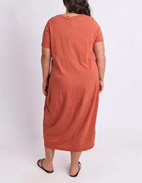 DIANA SHORT SLEEVE DRESS EARTH BROWN