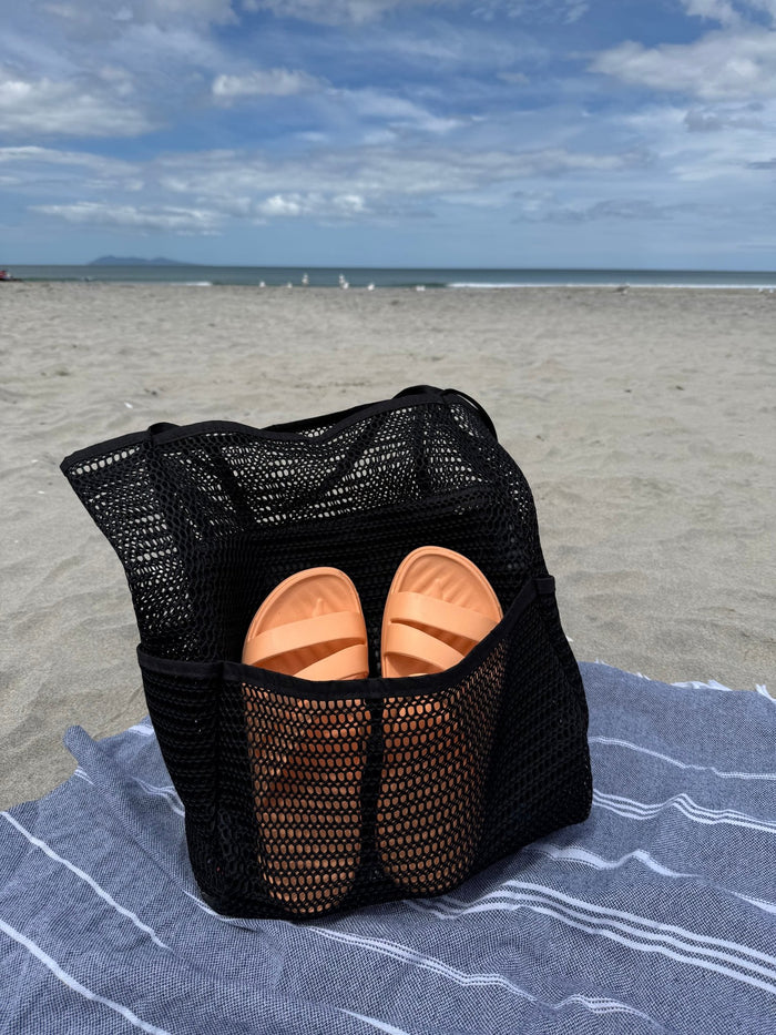 DUNE ROAD_BEACH BAG MESH WITH POCKETS BLACK _ BEACH BAG MESH WITH POCKETS BLACK _ Ebony Boutique NZ
