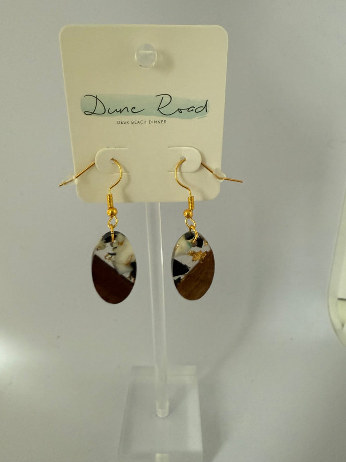 DUNE ROAD_BLACK/GOLD WOOD RESIN EARRINGS D _ BLACK/GOLD WOOD RESIN EARRINGS D _ Ebony Boutique NZ