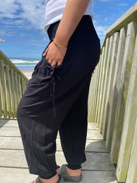 DUNE ROAD_HAREM PANT VISCOSE TIE UP POCKET BLACK _ HAREM PANT VISCOSE TIE UP POCKET BLACK _ Ebony Boutique NZ