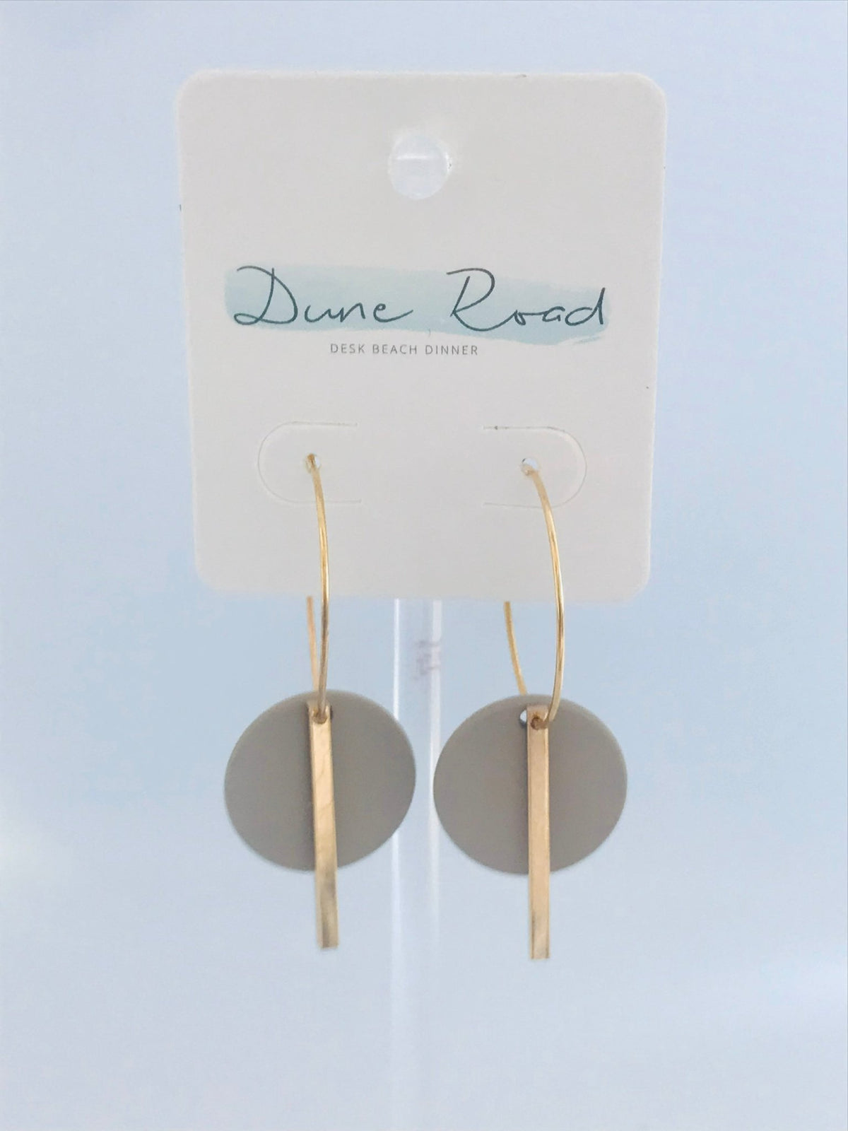 DUNE ROAD_HOOP RESIN CIRCLE GOLD BAR EARRINGS LATTE _ HOOP RESIN CIRCLE GOLD BAR EARRINGS LATTE _ Ebony Boutique NZ