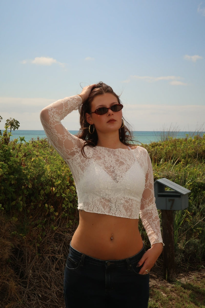 DUNE ROAD_MESH LACE SCOOP NECK CROP TOP WHITE _ MESH LACE SCOOP NECK CROP TOP WHITE _ Ebony Boutique NZ