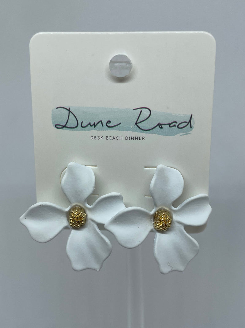 DUNE ROAD_RESIN ORCHID FLOWER EARRINGS WHITE _ RESIN ORCHID FLOWER EARRINGS WHITE _ Ebony Boutique NZ