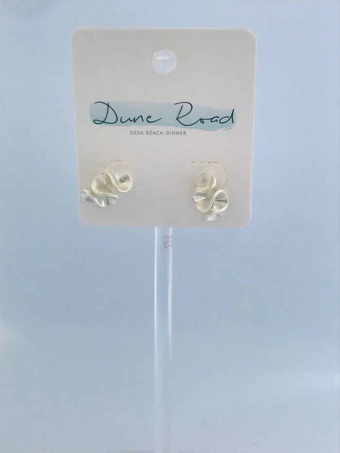 DUNE ROAD_SCRUNCHIE EARRING SILVER _ SCRUNCHIE EARRING SILVER _ Ebony Boutique NZ