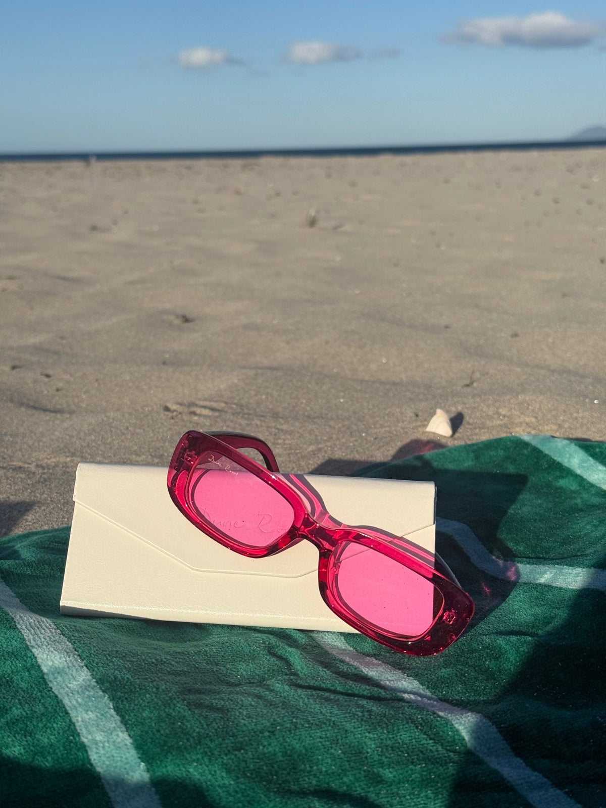 DUNE ROAD_SUNDAY SUNGLASSES _ SUNDAY SUNGLASSES _ Ebony Boutique NZ