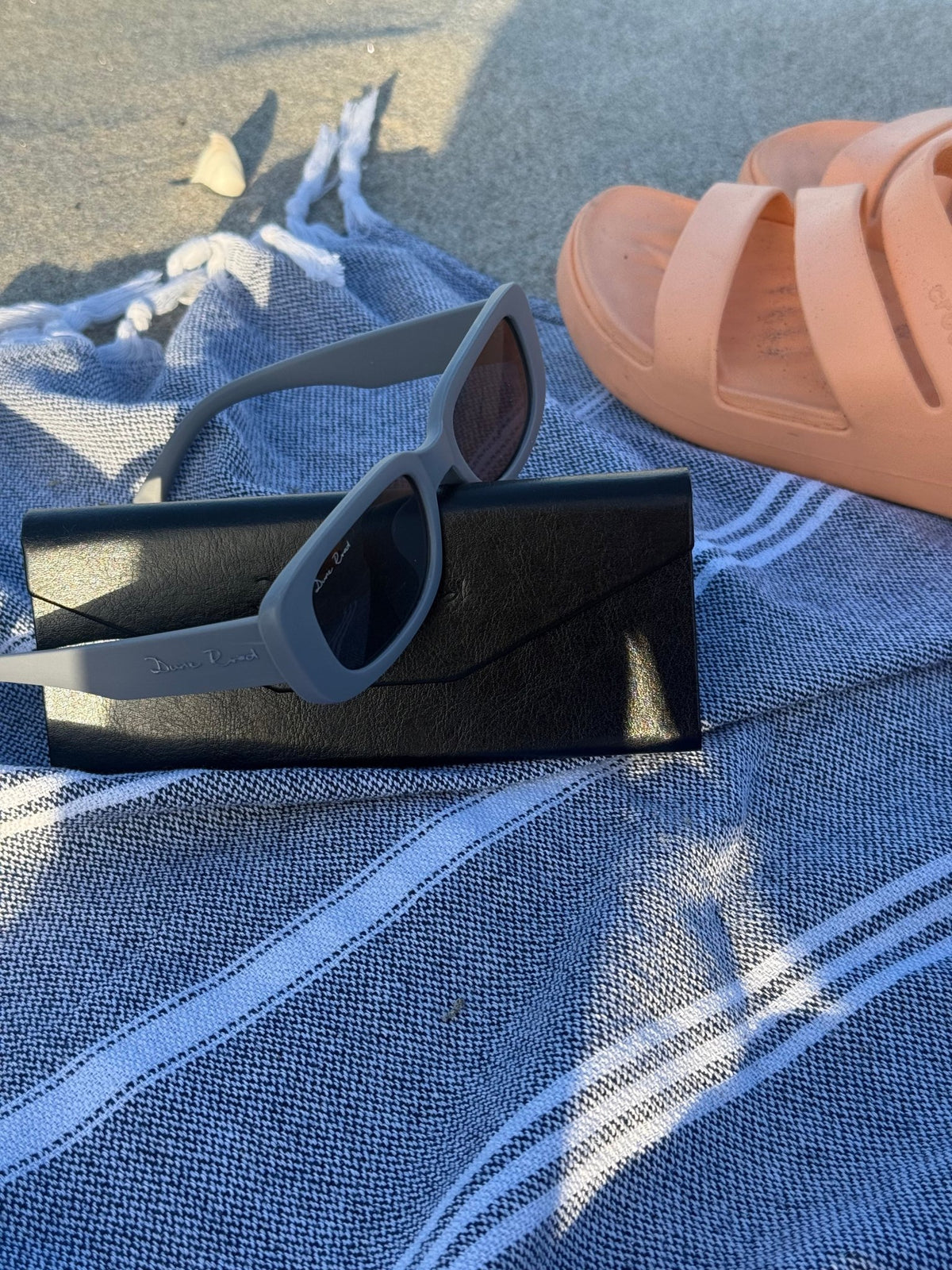 DUNE ROAD_SUNDAY SUNGLASSES _ SUNDAY SUNGLASSES _ Ebony Boutique NZ