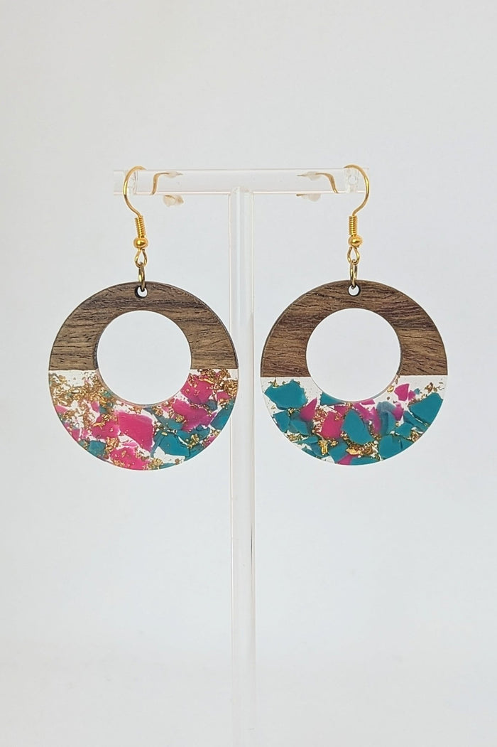 DUNE ROAD_WOOD RESIN EARRINGS CIRCULAR HOOK _ WOOD RESIN EARRINGS CIRCULAR HOOK _ Ebony Boutique NZ