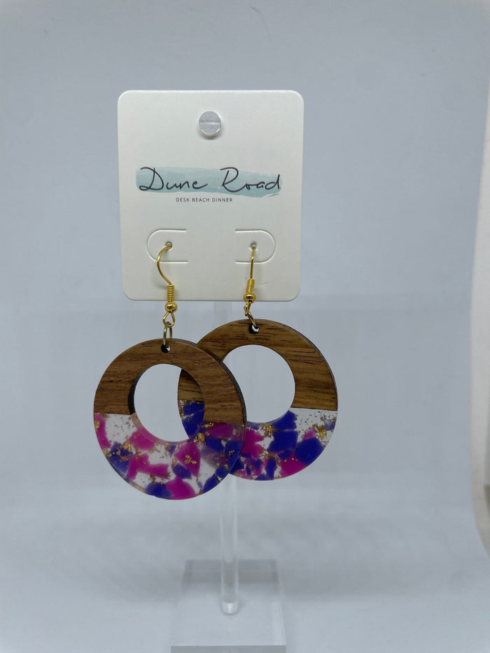 DUNE ROAD_WOOD RESIN EARRINGS CIRCULAR HOOK _ WOOD RESIN EARRINGS CIRCULAR HOOK _ Ebony Boutique NZ