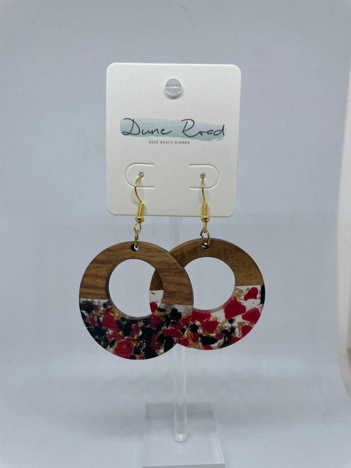 DUNE ROAD_WOOD RESIN EARRINGS CIRCULAR HOOK _ WOOD RESIN EARRINGS CIRCULAR HOOK _ Ebony Boutique NZ