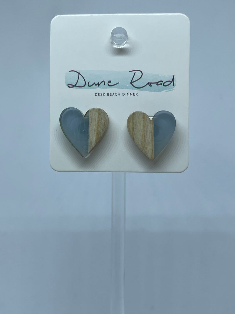 DUNE ROAD_WOOD RESIN EARRINGS HEART STUD _ WOOD RESIN EARRINGS HEART STUD _ Ebony Boutique NZ