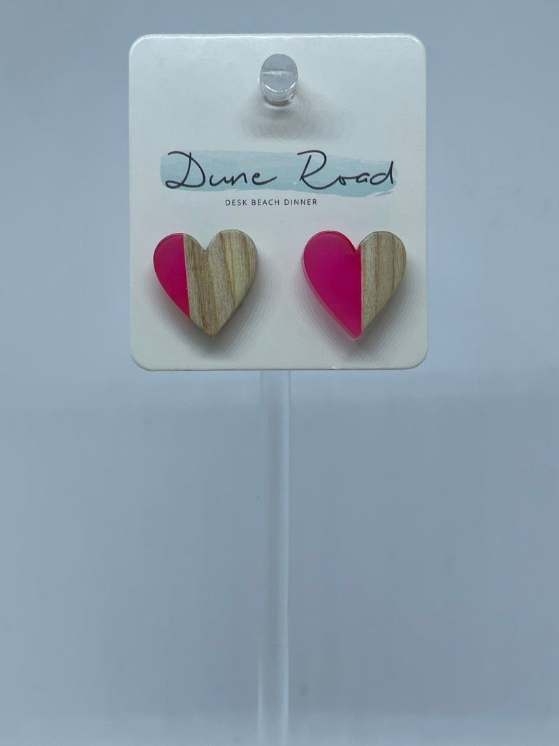 DUNE ROAD_WOOD RESIN EARRINGS HEART STUD _ WOOD RESIN EARRINGS HEART STUD _ Ebony Boutique NZ