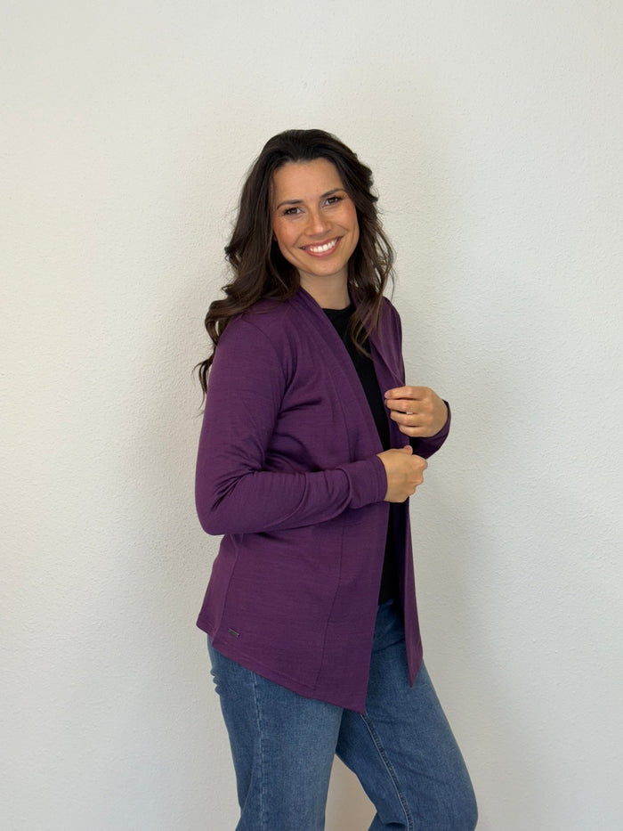 EBONY_MERINO MID LENGTH EDGE TO EDGE WOMENS CARDIGAN ITALIAN PLUM EBAS580IPLU _ MERINO MID LENGTH EDGE TO EDGE WOMENS CARDIGAN ITALIAN PLUM EBAS580IPLU _ Ebony Boutique NZ