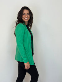 EBONY_MERINO MID LENGTH EDGE TO EDGE WOMENS CARDIGAN VERDE _ MERINO MID LENGTH EDGE TO EDGE WOMENS CARDIGAN VERDE _ Ebony Boutique NZ