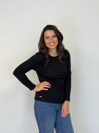 EBONY_WOMENS 100% MERINO (210) LONG SLEEVE CREW TOP BLACK EBAS553 _ WOMENS 100% MERINO (210) LONG SLEEVE CREW TOP BLACK EBAS553 _ Ebony Boutique NZ