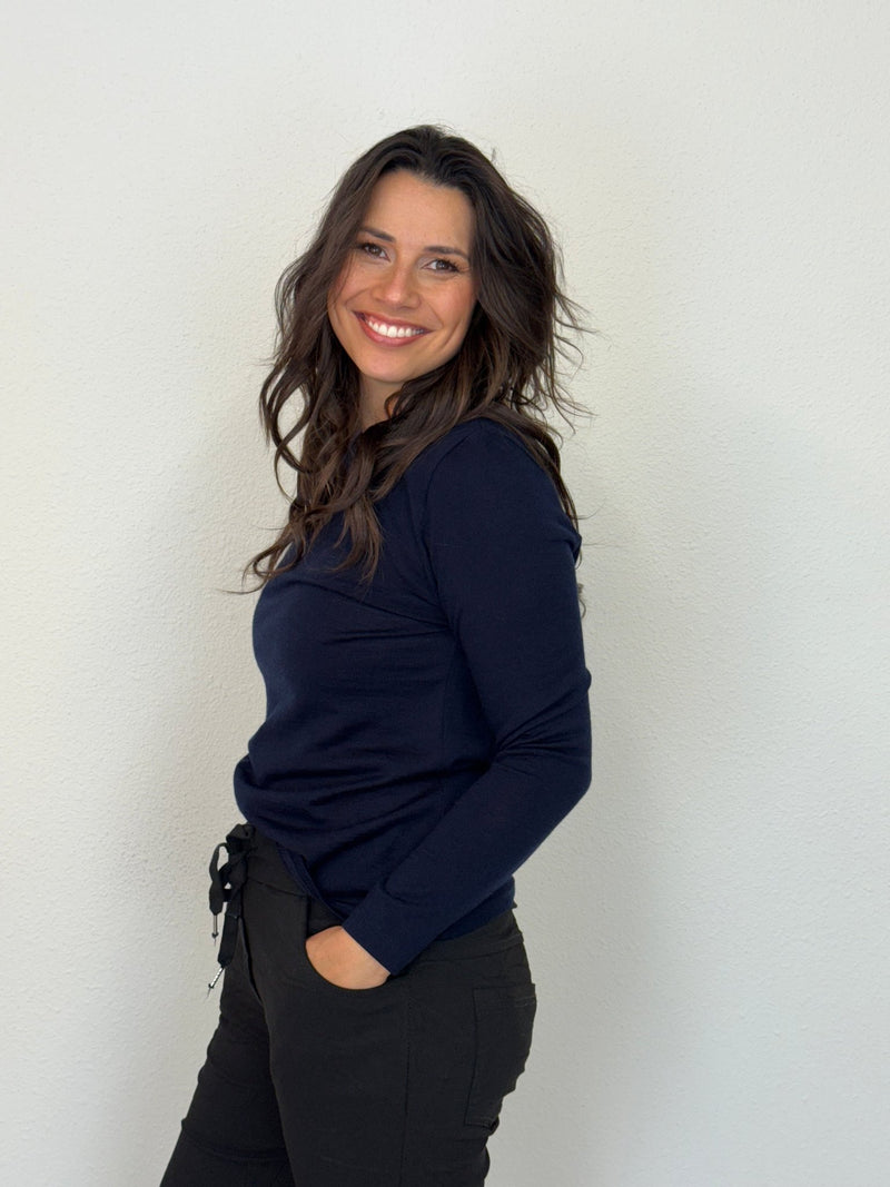 EBONY_WOMENS 100% MERINO (210) LONG SLEEVE CREW TOP FRENCH NAVY EBAS553 _ WOMENS 100% MERINO (210) LONG SLEEVE CREW TOP FRENCH NAVY EBAS553 _ Ebony Boutique NZ