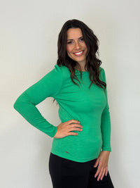 EBONY_WOMENS 100% MERINO (210) LONG SLEEVE CREW TOP VERDE _ WOMENS 100% MERINO (210) LONG SLEEVE CREW TOP VERDE _ Ebony Boutique NZ