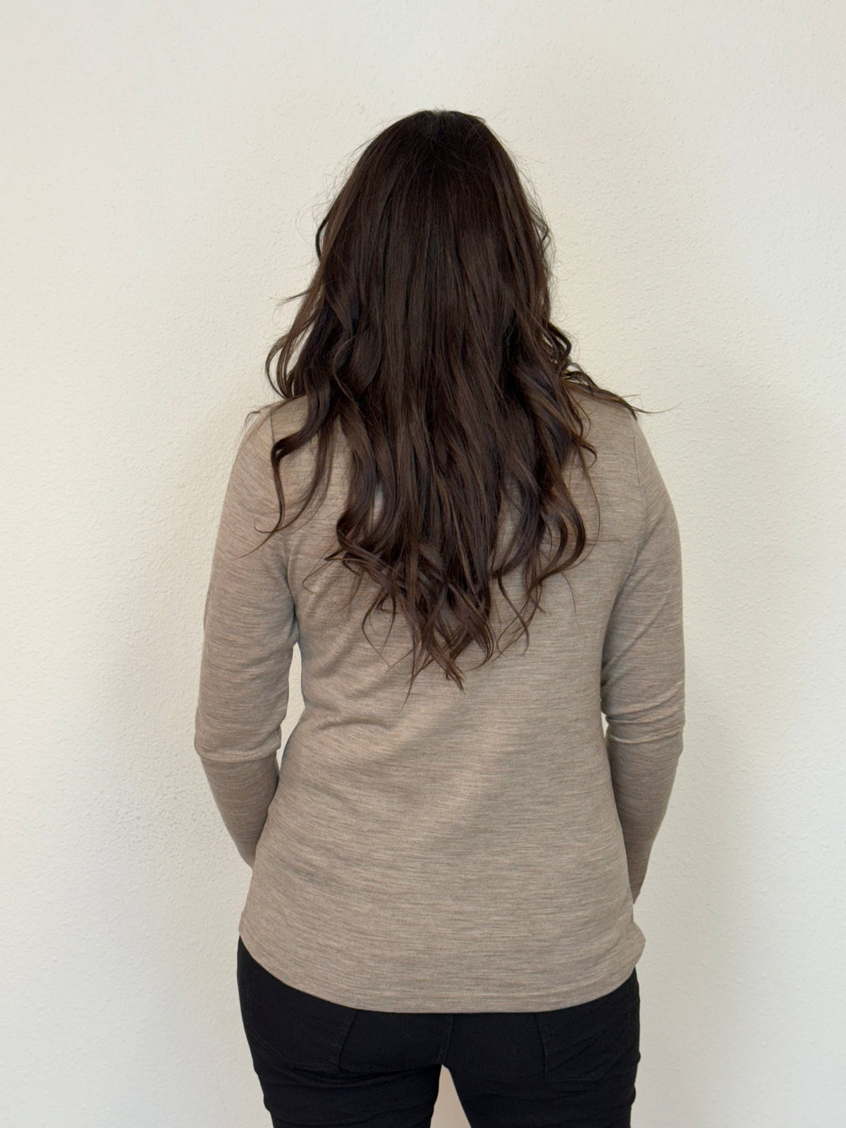 EBONY_WOMENS 100% MERINO (210) LONG SLEEVE HIGH NECK TOP CAPPUCCINO _ WOMENS 100% MERINO (210) LONG SLEEVE HIGH NECK TOP CAPPUCCINO _ Ebony Boutique NZ