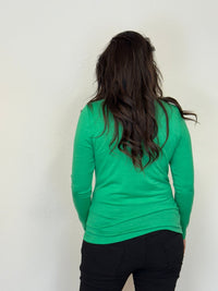 EBONY_WOMENS 100% MERINO (210) LONG SLEEVE HIGH NECK TOP VERDE _ WOMENS 100% MERINO (210) LONG SLEEVE HIGH NECK TOP VERDE _ Ebony Boutique NZ