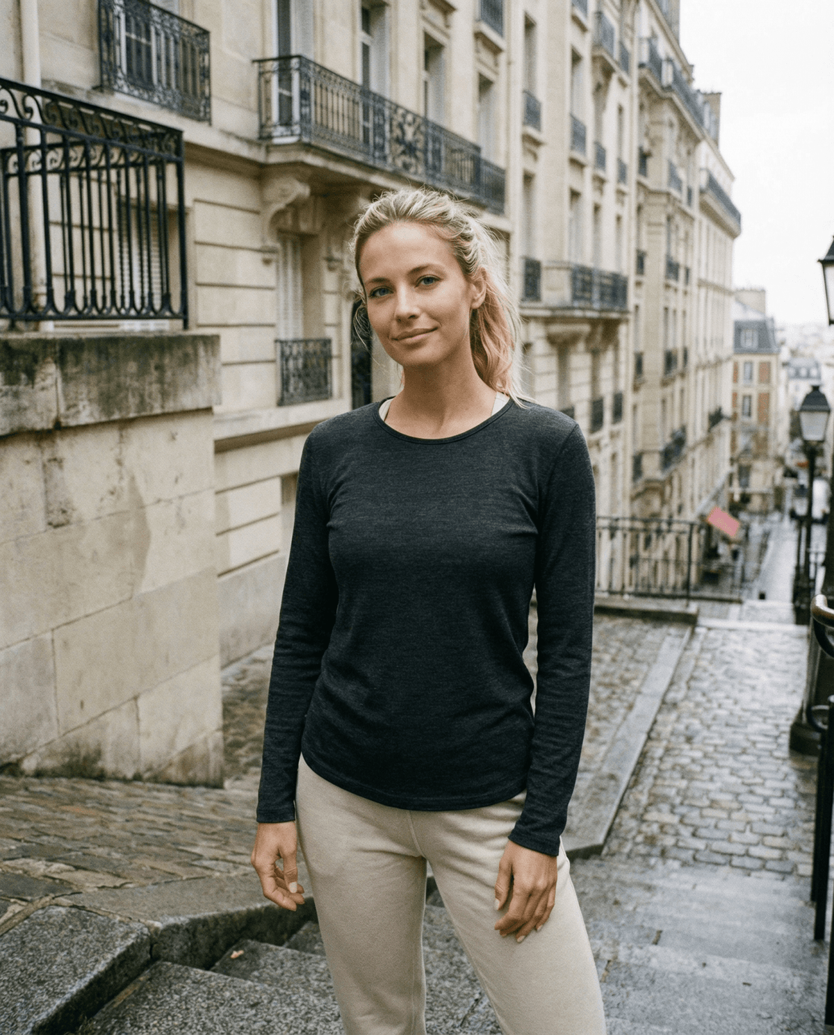 WOMENS 100% MERINO (210) LONG SLEEVE SATIN CREW TOP CHARCOAL EBAS503_by_EBONY_women's_in_New Zealand_ WOMENS 100% MERINO (210) LONG SLEEVE SATIN CREW TOP CHARCOAL EBAS503 _